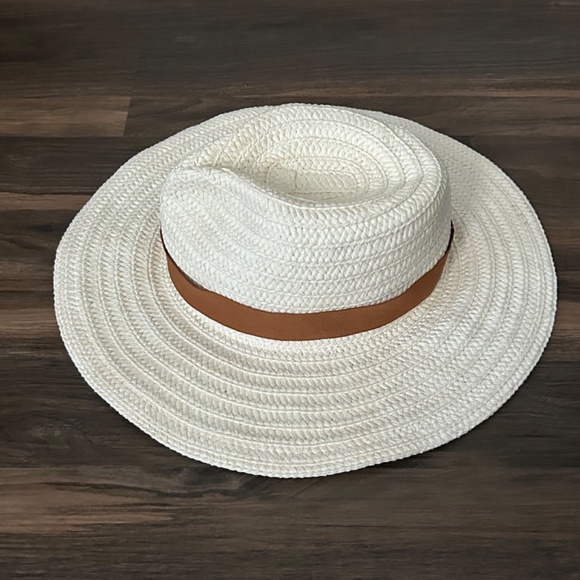 Madewell White Straw Hat with Tan Band - Picture 3 of 10